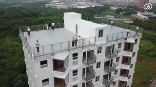 中国の建設会社が約29時間で建てた10階建プレハブマンション