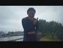 雨を降ってる中彼女と一緒に水遊びするw