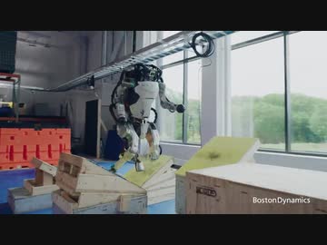 ホモと見るアスレチックするロボット