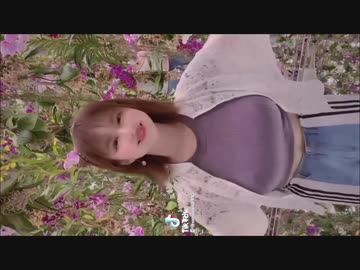 揺れ揺れニット巨乳