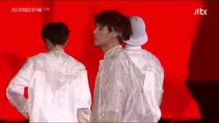 MIC Drop BTS World Tour : Love Yourself in Seoul