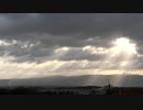 雲間から差し込む朝日