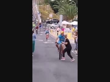 ホモと見る自転車レースに現れたヒットマン