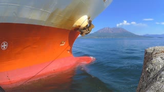 ある日の桜島（その３０２）＜鴨池港に停泊中の貨物フェリー「みさき」（その２）＞