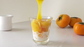 まったりHome Café : 柿ヨーグルト [氷なしでアイスをのせたい] / Fuyu Persimmon yogurt, Kaki drink | Chill out vlog