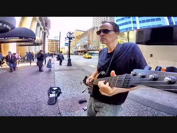 女 vs ストリートミュージシャン