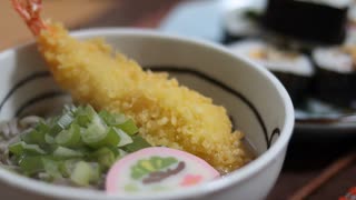 2021年12月31日 エビ天年越し蕎麦がもう喰える