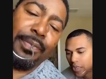 ホモと見る　生まれ変わって人間になった魚達