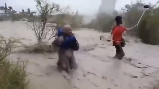 ホモと見る　トンガ地震