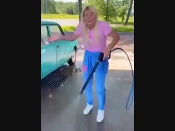 ホモとみる ロシアネキのフリースタイル洗車