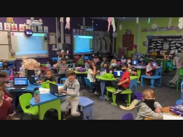 ラスベガスの小学校で「明日からマスクしなくてよくなるよ」と発表！