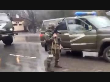 ホモと見る　威嚇射撃に全くひるまないウクライナの人々