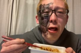 【グロ注意】kenken、ペヤング獄激辛やきそばFinalで悶絶 2022/03/09