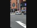 246青山大学生前で何か真ん中に爆発？