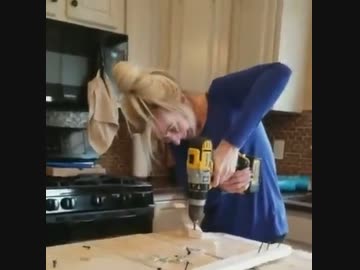 ホモと見る　DIYで心臓にダメージを受ける女さん