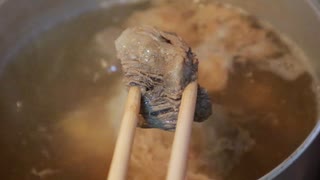 【料理ASMR】黒毛和牛すじ肉＆すね肉成長日記【4日目】