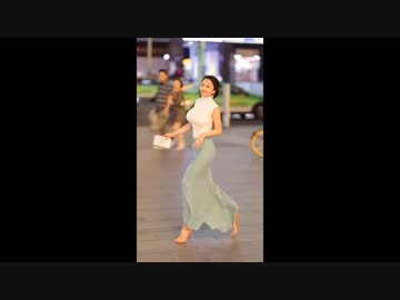 【乳揺れ】中国人が歩いてるだけで勃起したら負け【爆乳】