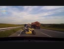 その車たちは事故をする【023】