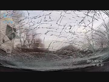 その車たちは事故をする【025】