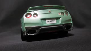 ニッサンGT-R  1/32  アオシマ 「楽プラ」  ザ・スナップキット  AOSHIMA THE SNAPKIT　NISSAN GT-R　プラモデル