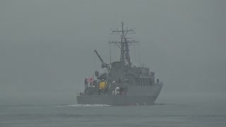 掃海艦「えたじま」雨の中の出港（JS Etajima, MSO-306）