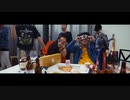 ゴーグルを一瞬だけ着けて外すANARCHY