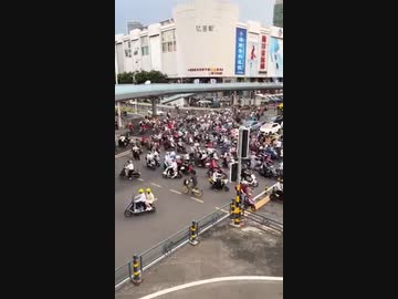 ホモと見る中国の交差点