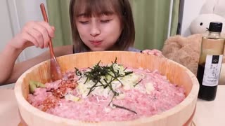 【大食い】ネギトロ1キロとご飯5合の贅沢ネギトロ丼□