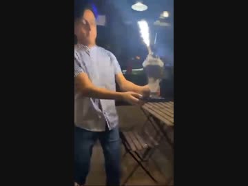 ホモと見るDQNの乱入で滅茶苦茶になるチー牛の誕生日