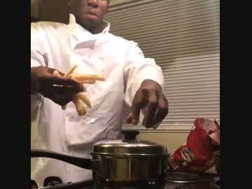 ホモと見る慎重な料理人のフライドポテト作り