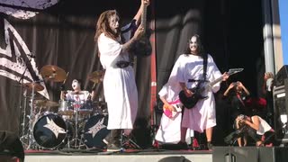 BABYMETAL with Korn. Part.2