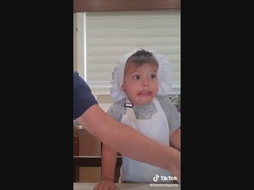 ホモと見る何でも口に入れたがる子供のお菓子作り