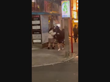 ホモと見る渋谷で悪質タックルする男