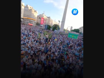 スポーツの祭典　人の海　（アルゼンチン）