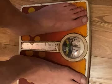 今日の体重、72キロです
