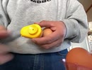 DAISOのプッチン穴あけ器で、ゆで卵を作ってるよー