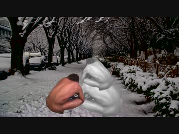 雪だるまを作るタクヤさん