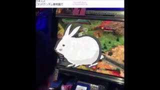 ガンダム勢がゲーセンで奇声…。お願いお卯さんになるのやめて＞＜