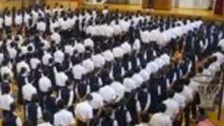 全校集会で貧血になりうずくまるタクヤさん