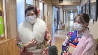 帰省にあわせて村の１７人が「２０歳の門出」、振り袖やスーツ姿で参加～福岡