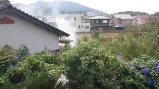 隣で火事が・・！更に謎のお経が聞こえてくる！