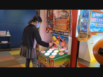【ラウンドワン：スポッチャ】スーパーモグラたたきに挑戦するあい❤叩けていますか⁉