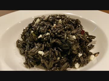 【絶品イカ墨リゾット】自分を大蛇丸と信じて止まない一般男性が優勝する動画です。