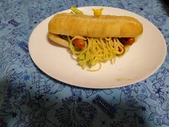 ハイパーヌードルサンドを作って食べるガブリアス