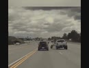 ホモと見るマリオカートで甲羅を食らったような事故り方をする車