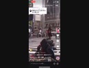 ホモと見るファンの上を歩くアイドル