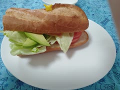 ハイパーアボカドサンドを作って食べるガブリアス