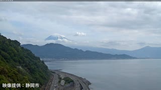 【16倍速】【一部分】日本の大動脈（東名高速・国道1号・JR東海道本線）さった峠ライブカメラ【2023/4/28】