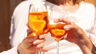 【女性向けボイス/ENG SUB】塩系彼氏が酔いすぎた結果、デレまくりました……。【シチュエーションボイス】