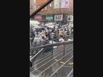 ホモと見る大雨にも負けず全力応援するドルオタ